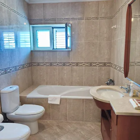2 Floors Close Apulia Esposende