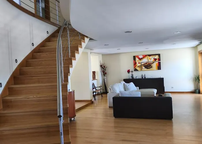 2 Floors Close Apulia וילה אספוסנדה