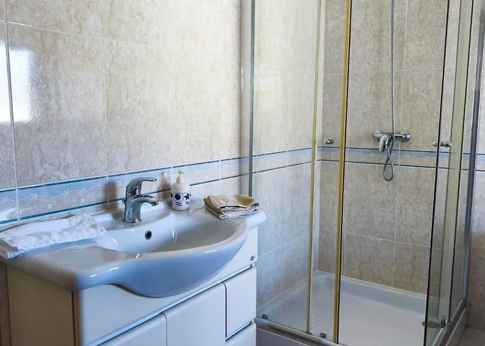 2 Floors Close Apulia * Esposende